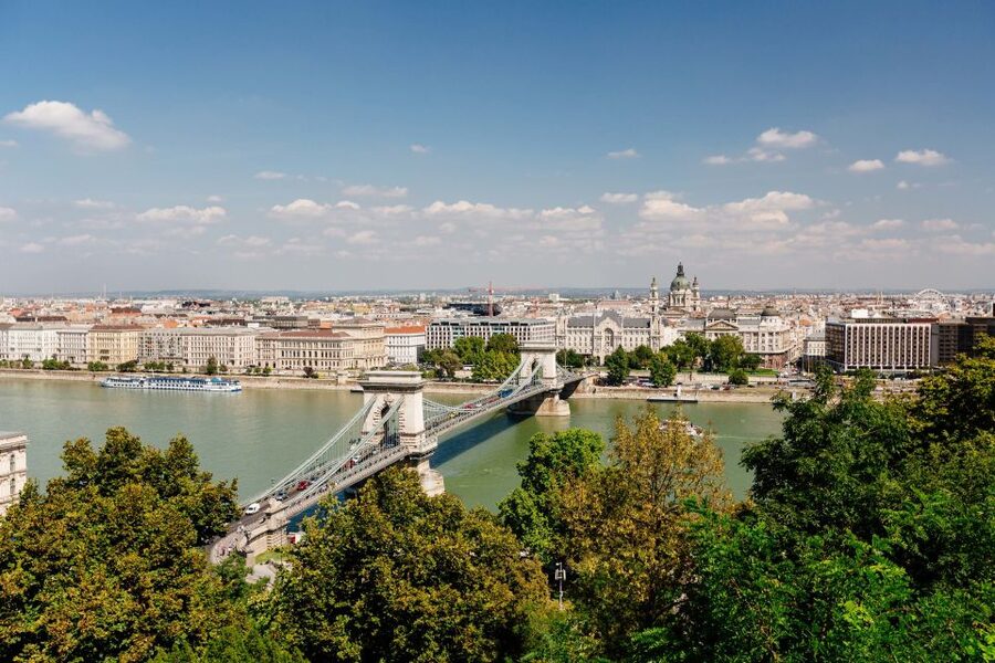 From Vienna: Guided Day Trip to Budapest - Practical advice for making the day work