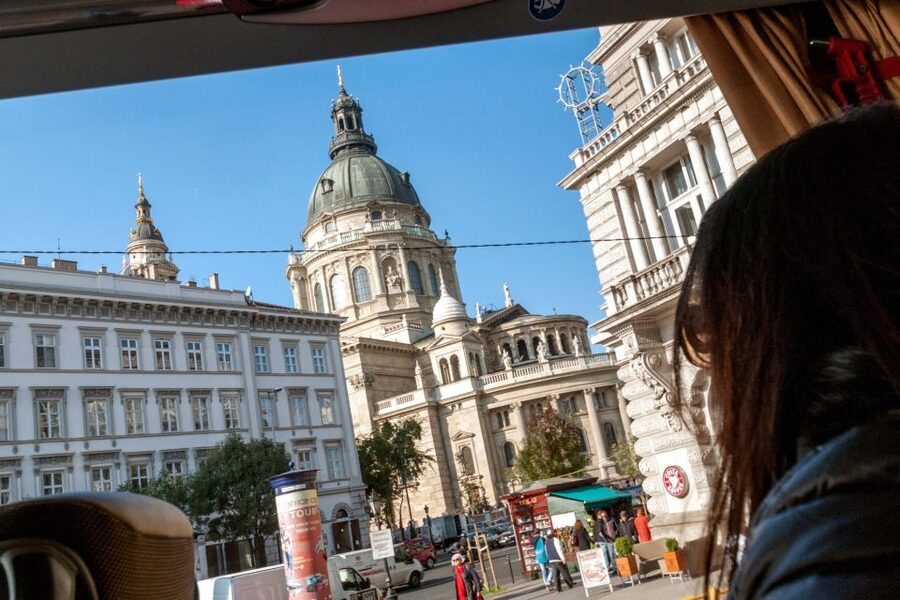 From Vienna: Guided Day Trip to Budapest - Seeing Budapest from the coach
