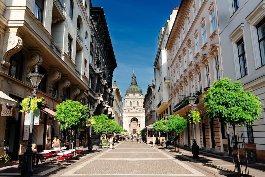 From Vienna: Guided Day Trip to Budapest - Who will get the most from this day trip?