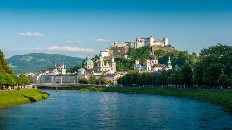 From Vienna: Guided Day Trip to Salzburg - Mondsee and the first mountain views