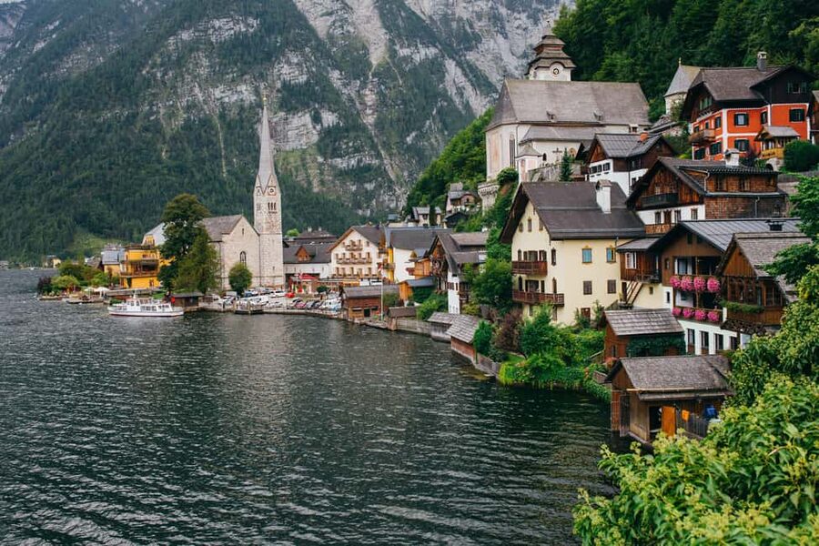From Vienna: One Day Hallstatt Guided Day Trip - Three hours in Hallstatt