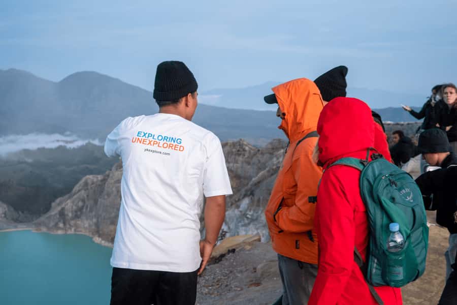 From Yogyakarta or Bali: Bromo & Ijen 3D2N w/ Multi Drop-Off - Day 3: Ijen blue fire and the turquoise crater lake