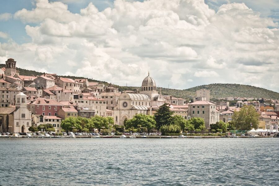 From Zadar: Krka National Park and Waterfalls Day Trip - The seasonal choice: Šibenik or Skradin