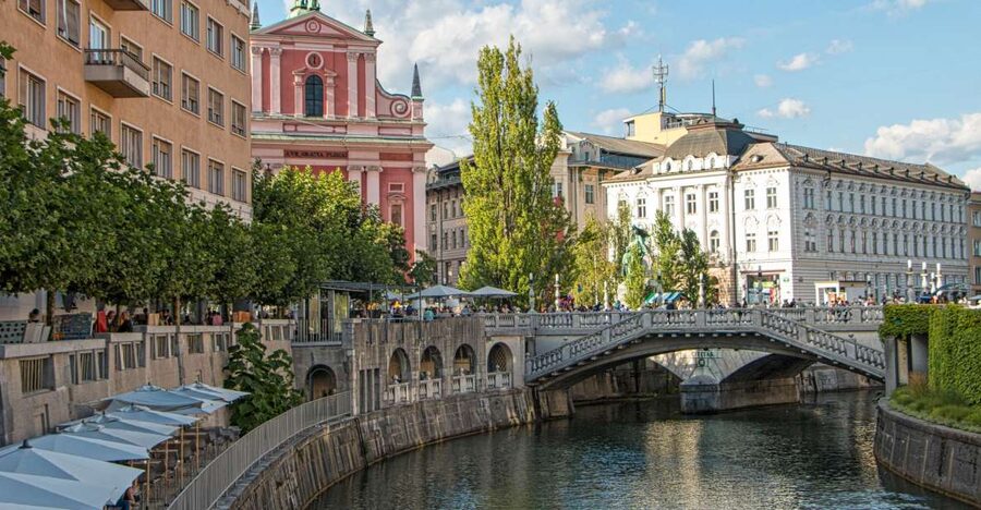 From Zagreb: Ljubljana and Lake Bled Guided Day Trip - Ljubljana Castle and the two-minute funicular ride