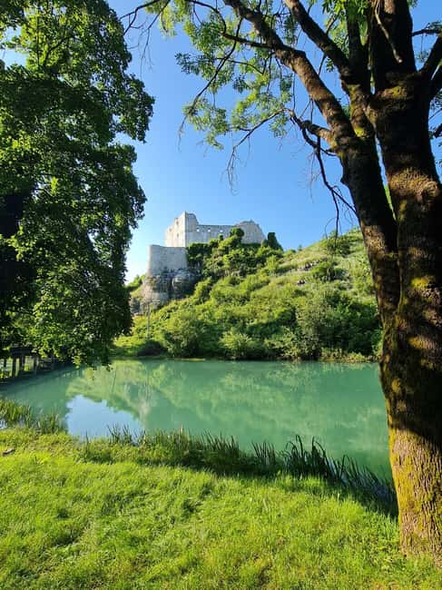From Zagreb: Mrežnica kayaking & Rastoke village - day trip - Who should book this experience?