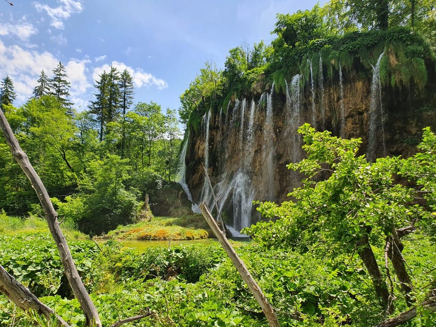 From Zagreb: Rastoke and Plitvice lakes Guided Day Trip - Leaving Zagreb for Rastoke