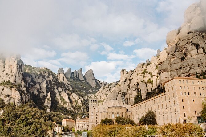 Full-Day Trip Barcelona to Montserrat Monastery & Cava Winery - The early ride from the Gothic Quarter
