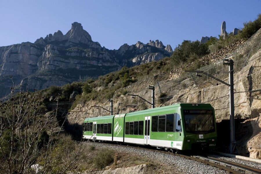 Full-Day Trip to Montserrat: Mountain-Top Monastery - Key points before you book