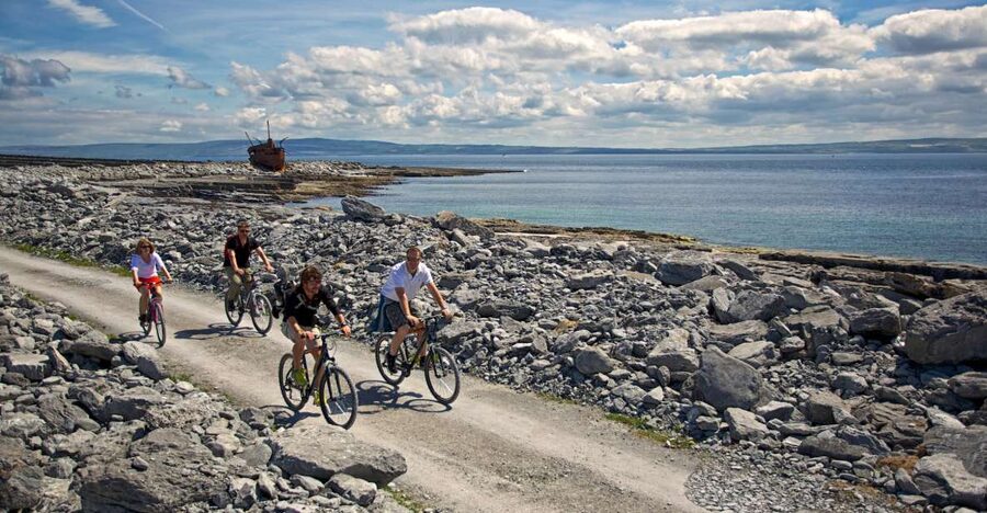 Galway: Day Trip Ferry to Inis Oírr (Aran Islands) - Starting at Rossaveel Harbour