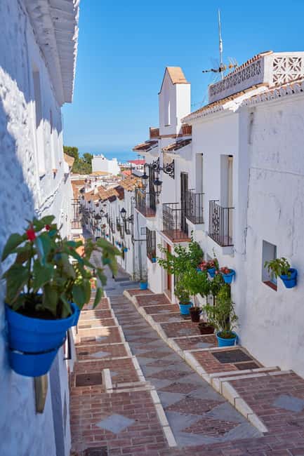 Gibraltar and Mijas town Day Trip with Free Time from Málaga - Leaving Málaga by Coach