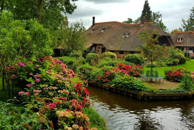Giethoorn, Zaanse Schans Windmills Guided Day Trip from Amsterdam - What to bring and how to use your free time