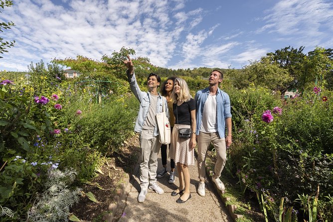 Giverny and Versailles Small Group Day Trip from Paris with Lunch - Starting from central Paris