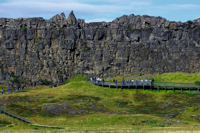 Golden Circle Day Trip with Fridheimar Greenhouse visit from Reykjavik - Who will get the most from this tour