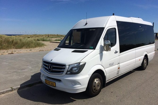 Grand Day Trip around Copenhagen - The guides make the schedule work