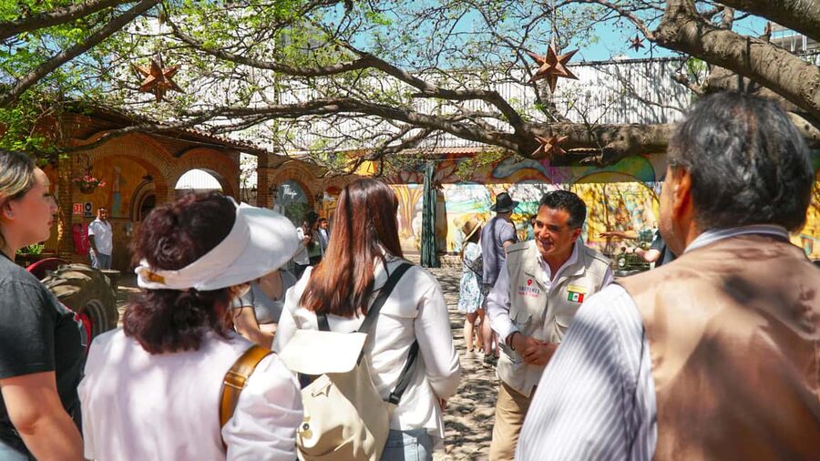 Guadalajara: Tequila Day Trip with Jose Cuervo Option - Exploring the town of Tequila