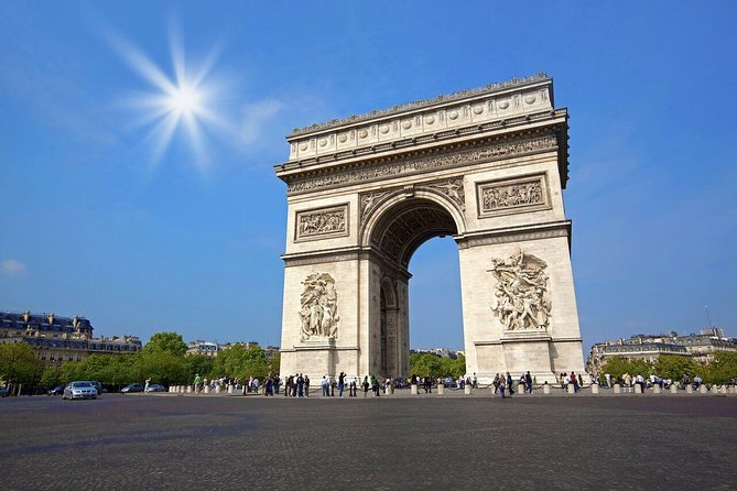 Guided Luxury Paris Day Trip with Optional Lunch at the Eiffel Tower - Paris from the coach: useful orientation, limited detail