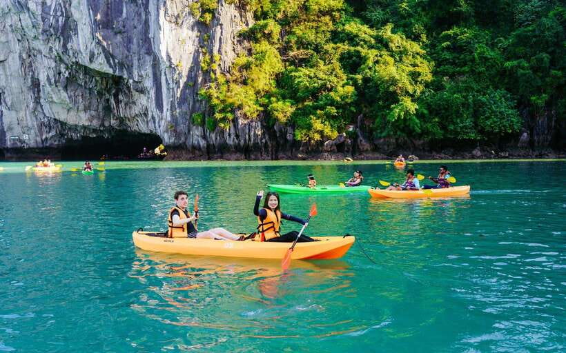 Ha long Bay day trip with Deluxe cruise - Boarding the cruise at noon