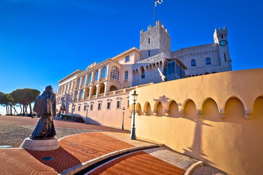 Half Day Trip from Nice to Monaco MC with Guided Walk - Monte Carlo Casino: grand surroundings without a casino visit