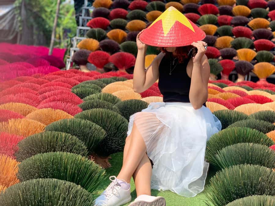 Half Day trip to Incense & Hat Villages with Train Street - Quang Phu Cau: incense, color, and working homes