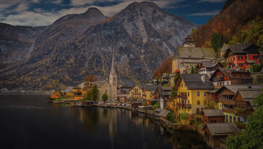 Hallstatt, St. Wolfgang & St. Gilgen Day Trip from Salzburg - Should you book the Hallstatt, St. Wolfgang, and St. Gilgen trip?