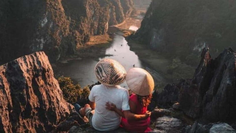 Hanoi: 4-Day Trip Ninh Binh-Halong Cruise Cabin with Balcony - Why this four-day route works