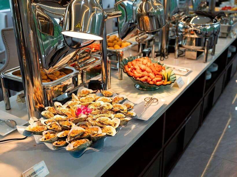 Hanoi: Ha Long Bay Day Trip - Luxury Cruise & Buffet Lunch - Why this Ha Long Bay day trip works