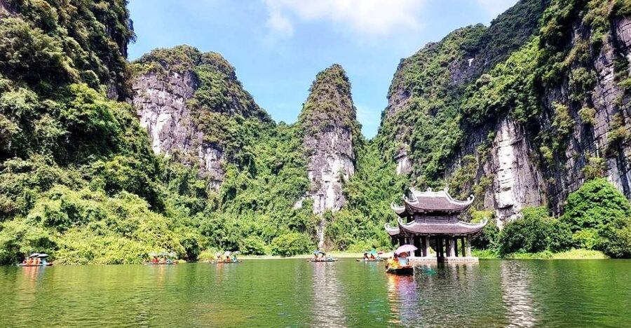 Hanoi: Hoa Lu, Trang An, and Mua Cave Full-Day Trip - What makes this day trip worth your time