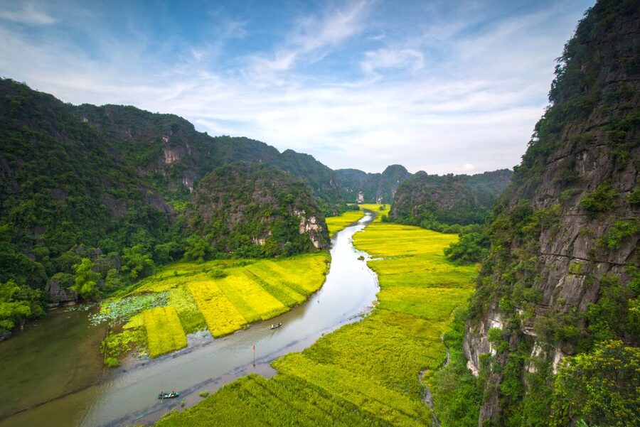 Hanoi: Hoa Lu, Trang An Caves & Mua Cave Day Trip and Lunch - Mua Cave and the 500-step payoff