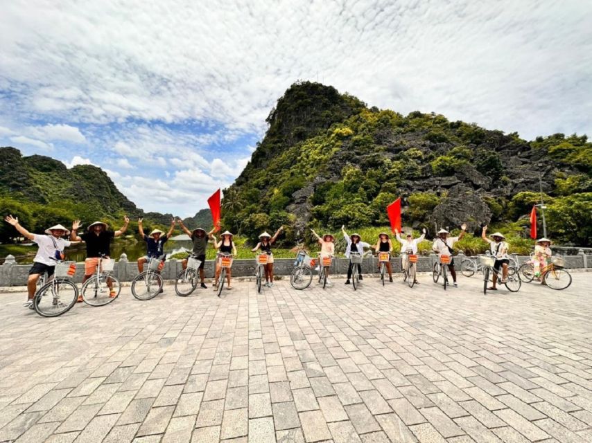 Hanoi: Ninh Binh, Hoa Lu, Tam Coc and Mua Cave Day Trip - Five good reasons to choose this day trip