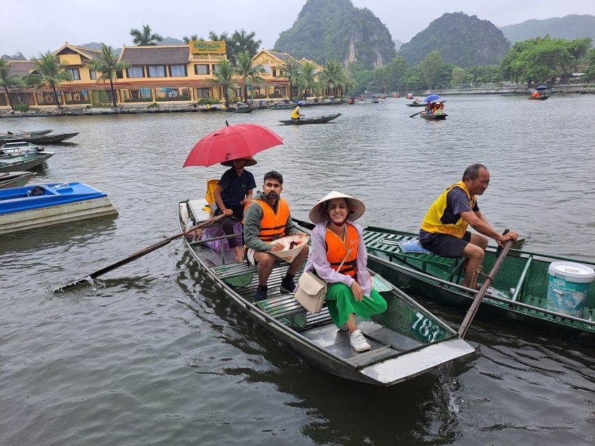 Hanoi: Ninh Binh, Hoa Lu, Tam Coc and Mua Cave Day Trip - Guide quality makes a real difference