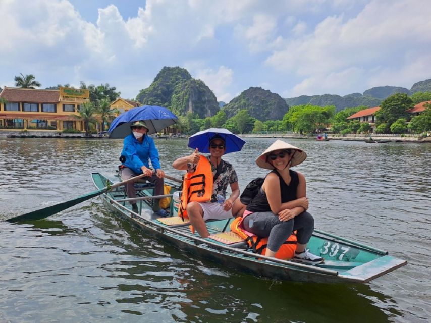 Hanoi: Ninh Binh, Hoa Lu, Tam Coc and Mua Cave Day Trip - What the $60 price really buys you