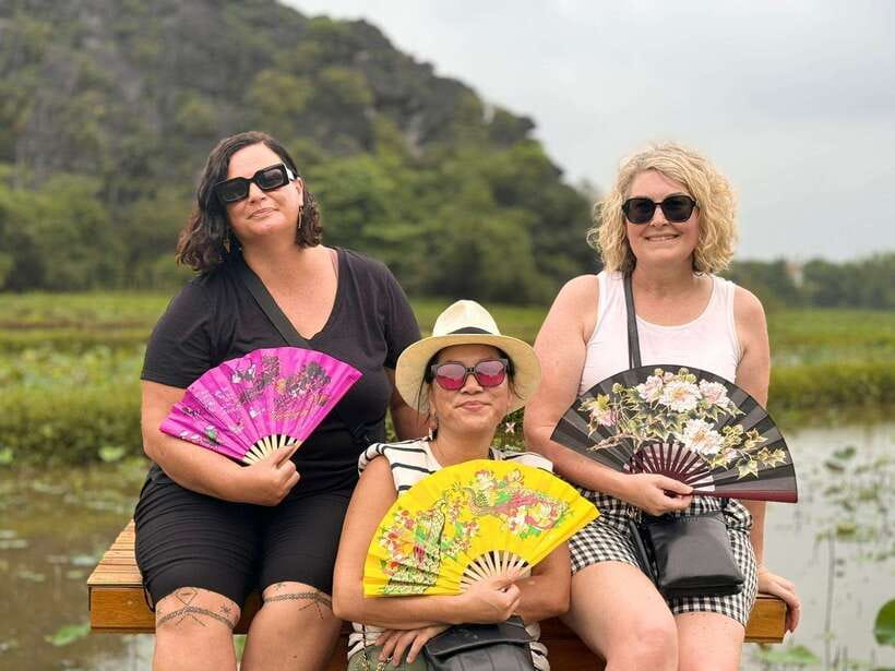 Hanoi: Ninh Binh, Hoa Lu, Trang An & Mua Cave Day Trip - The road from Hanoi in an air-conditioned limousine