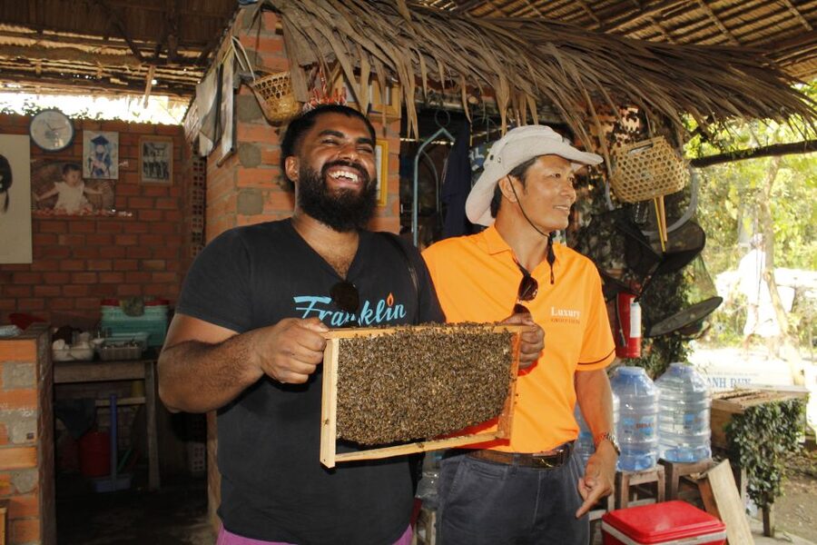 HCM: Mekong Delta, My Tho & Ben Tre Coconut Village - Vinh Trang Pagoda sets the tone