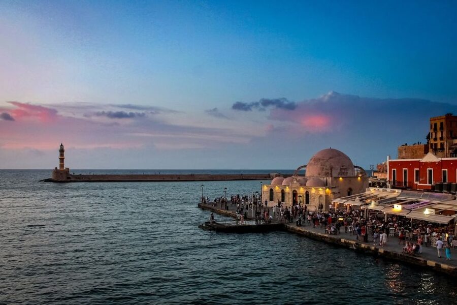 Heraklion:Day trip to Chania old Town,Kournas Lake& Rethymno - The guide, language, and group experience
