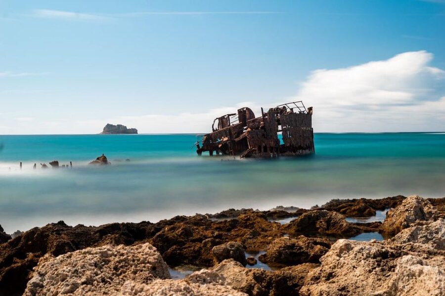 Heraklion: Gramvousa Island Day Trip & Balos Beach - The early pickup and long road to Kissamos
