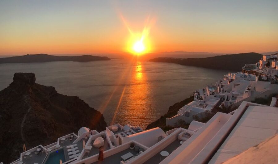 Heraklion: Santorini Day Trip with Boat Transfer & Oia Visit - Key points before you book