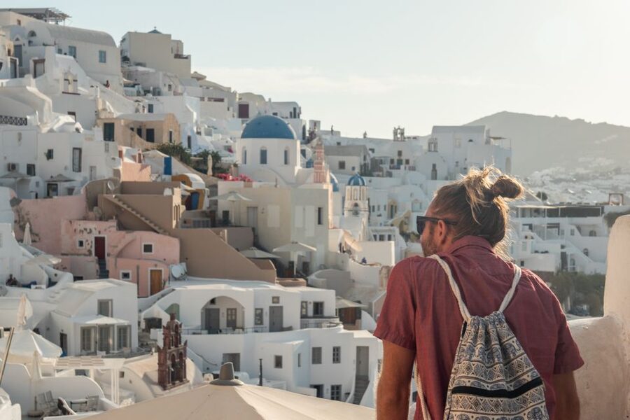 Heraklion: Santorini Day Trip with Boat Transfer & Oia Visit - Should you add the volcano boat?