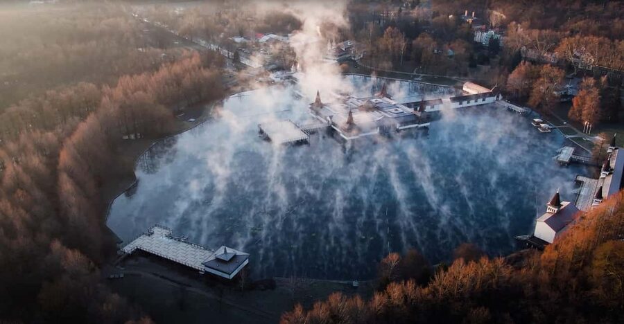 Hévíz Wellness Escape: Thermal Lake Day Trip from Budapest - Meeting at Népliget and getting on the road