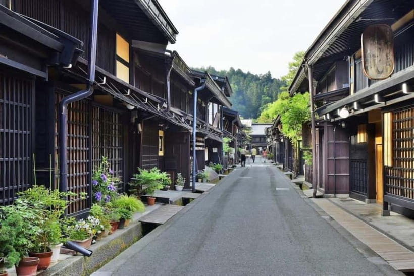 Hida Takayama, Shirakawa-go+Observatory|Day Trip from Nagoya - Takayama’s old town, where the details matter