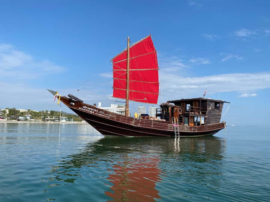 Hua Hin: Full-Day Trip to Sam Roi Yot by Sail Boat - Sailing past Pak Nam Pran, Khao Kalok, and Sam Roi Yot