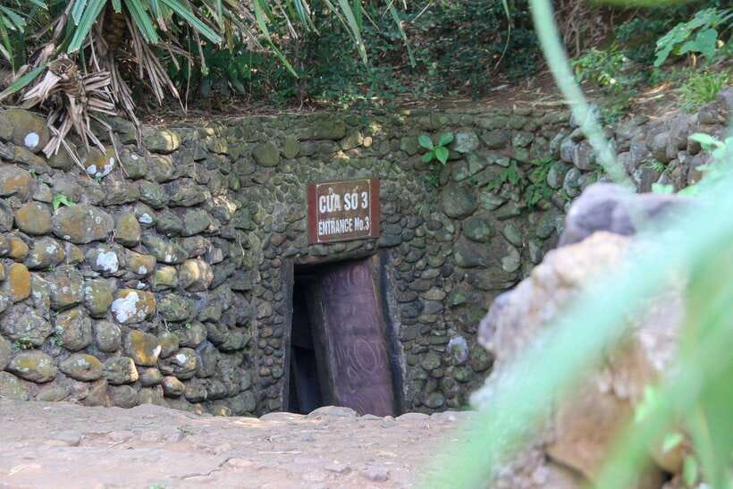 Hue : Private Day Trip to DMZ : Vinh Moc tunnel & Khe Sanh - What the Private Car Adds