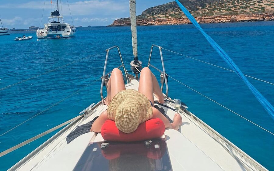Ibiza: Sailing Day Trip, only up to 7 guests - Why a small sailboat changes the Ibiza experience