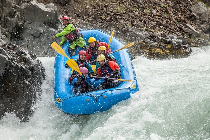 Iceland’s Top Grade 4 Rafting – Drysuit, Canyon & Adrenaline - The details that matter most