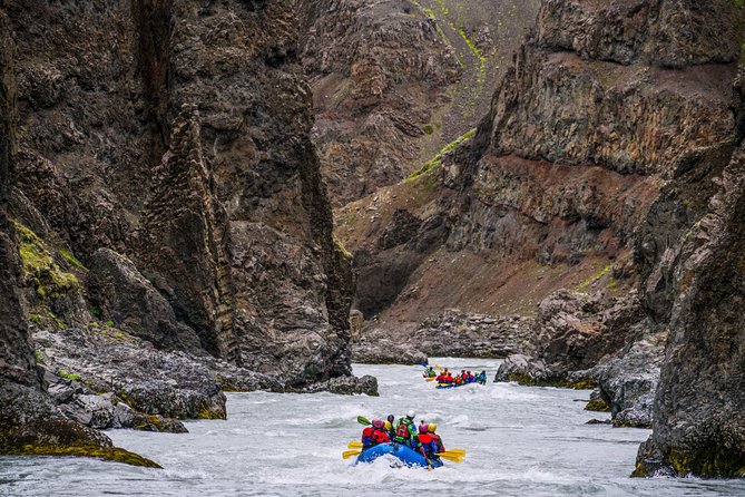 Iceland’s Top Grade 4 Rafting – Drysuit, Canyon & Adrenaline - Why this river trip is different