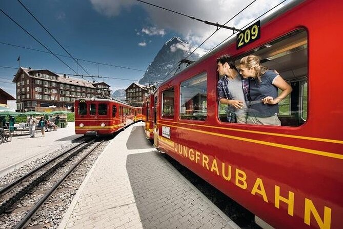 Jungfraujoch Day Trip from Zurich: Swiss Alps & Bernese Oberland - Lunch comes with a Swiss mountain price