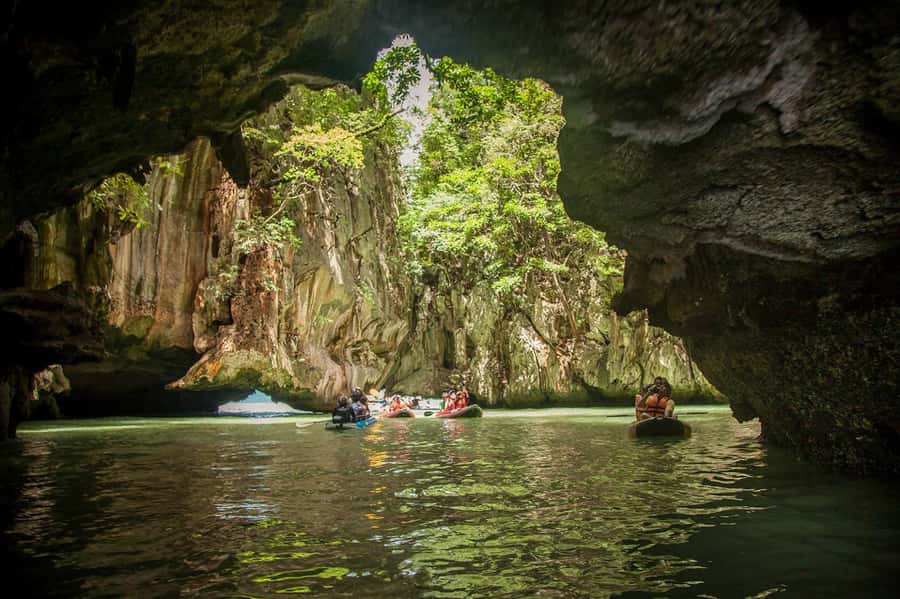 Khao Lak: James Bond and Khai Islands Day Trip by Speedboat - Kayaking Through Hong Island’s Mangroves