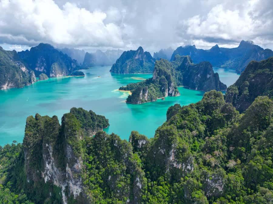 Khao Lak: Private Day Trip Khao Sok with Boat Tour & Lunch - Why Cheow Lan Lake is worth the drive from Khao Lak