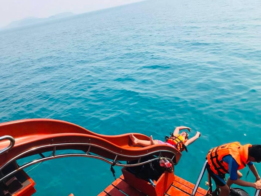 Koh Kood or Koh Rang: Snorkeling Day Trip with Buffet Lunch - The guides are the real strength