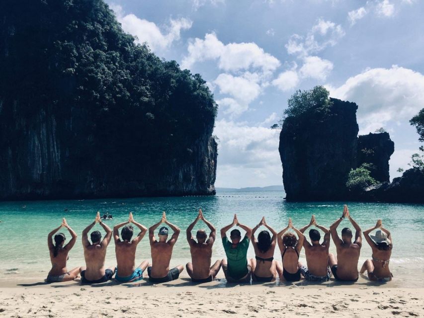Krabi: Hong Islands Day Trip by Speedboat with Lunch - Lunch, fruit, and simple comforts