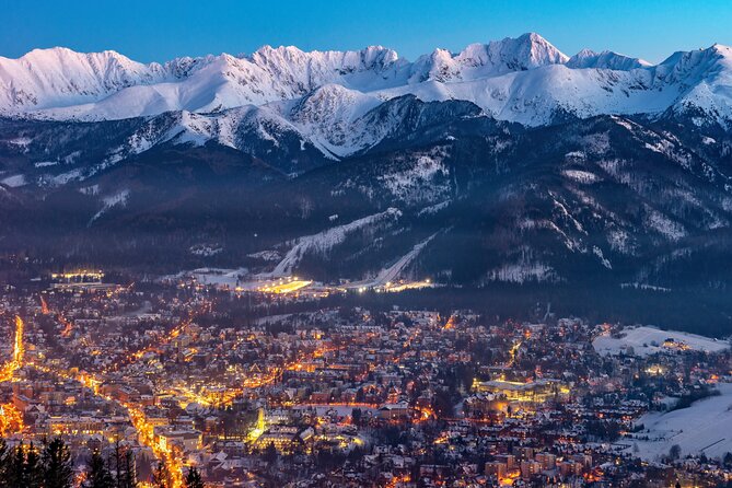 Krakow to Zakopane: Funicular, Tasting and Thermal Baths Day Trip - Oscypek and vodka at a traditional bacówka